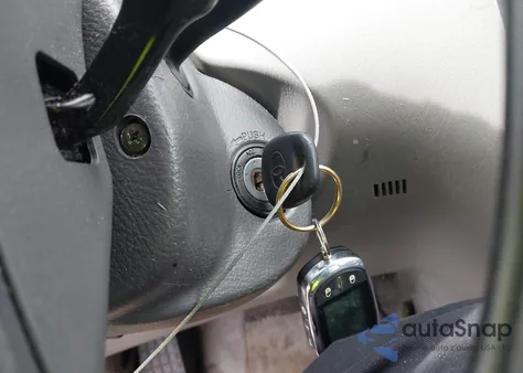 2005 Toyota Corolla Ce/Le/S z USA, uszkodzony, nr VIN 2T1BR32E65C489932